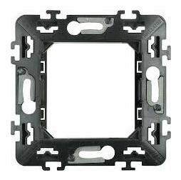 LEG BTICINO LIVING LIGHT TECH RÁMEČEK MONT. 2M L4702